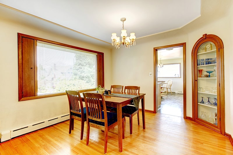 Modern built in dining room cabinets to utilise your extra sidewalls with these light wooden built-in cabinets