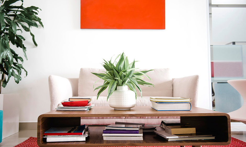 Home decor coffee table with storage, bookworm can store their books and not only offers storage space but also looks elegant.