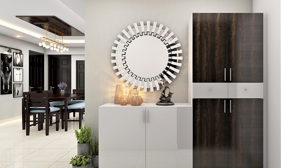 Gear-shaped wall mirror design looks visually striking and drastically opens up transitional spaces in your home.