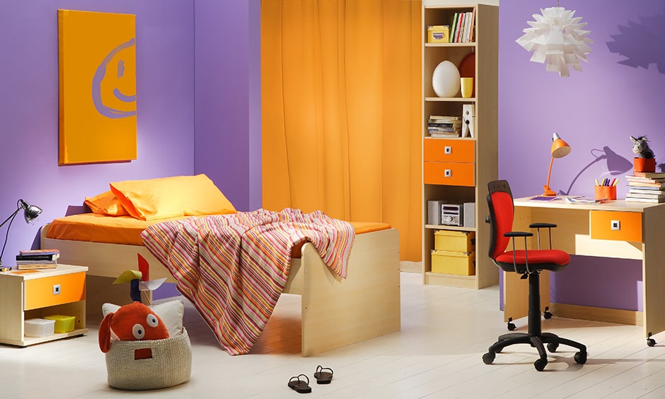 Childrens bedroom colours combination with purple and orange create a magnificent look in kids bedroom