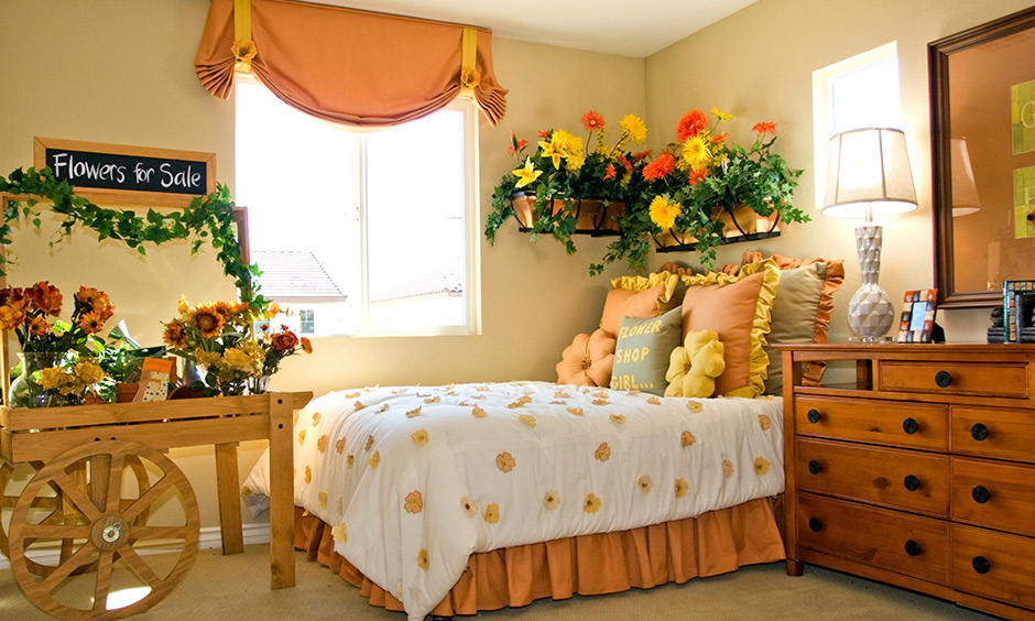 Mother's Day decorations in the bedroom with yellow and orange sunflowers bring a summer's day feel