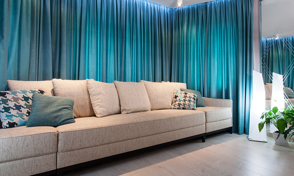 Pacifying blue curtain designs for living room bring peace and elegance