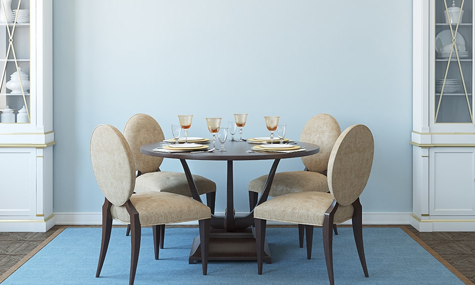 Round dining table for 4 designed with wooden round dining table set for modern and nuclear families