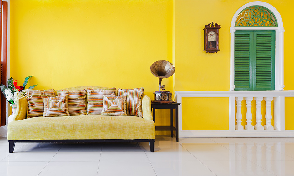 Yellow themed living room from accessories, decor to furnishings makes beautiful yellow walls living room