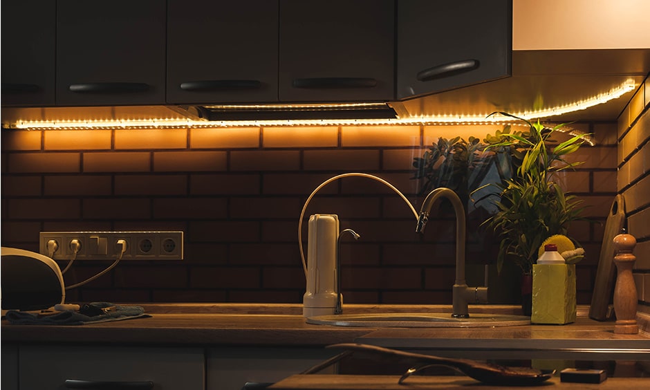 DIY kitchen lighting ideas with led light strips over the countertop