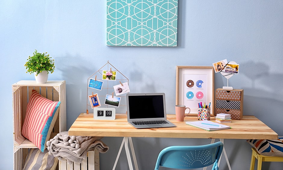 How to decorate a personalised study table