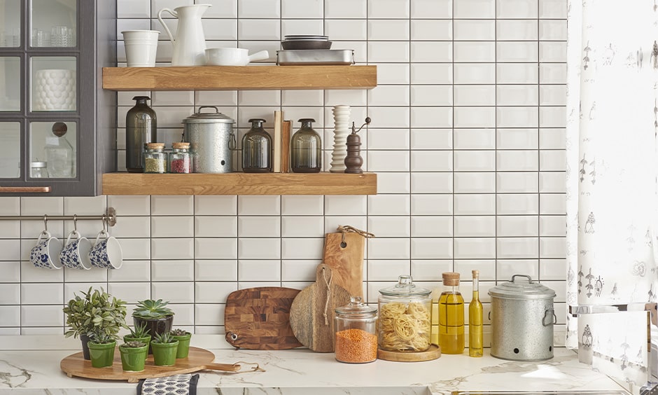 Kitchen spice rack design with floating wooden shelf