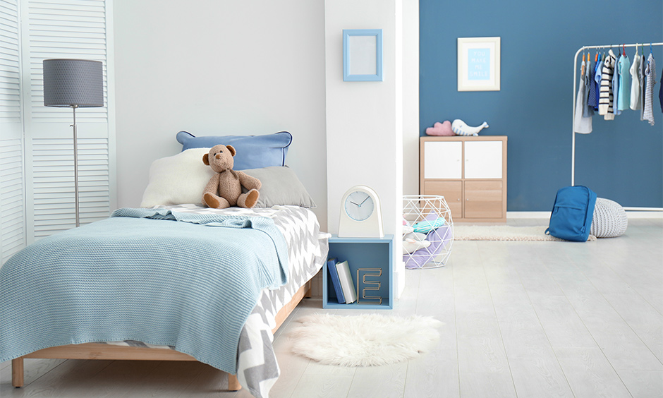 Blue and white light colour two colour combination for bedroom walls