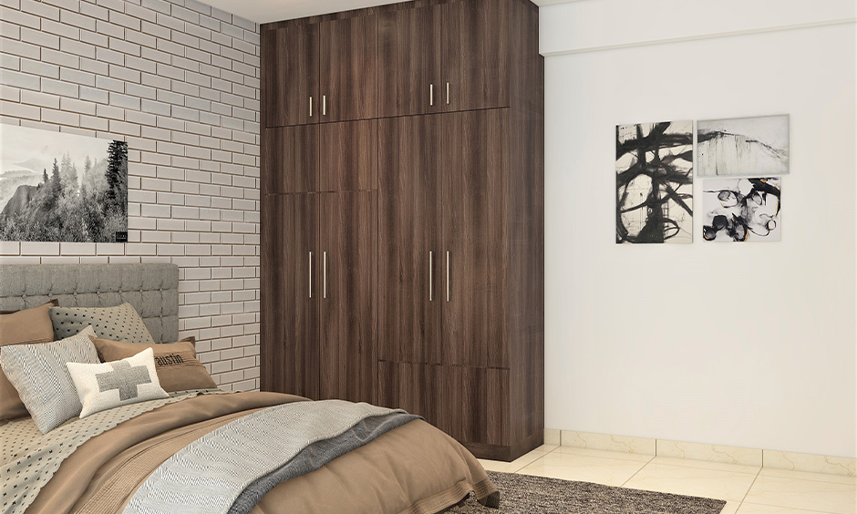 Vastu for wardrobe in bedroom where air is free-flowing and there are positive energies