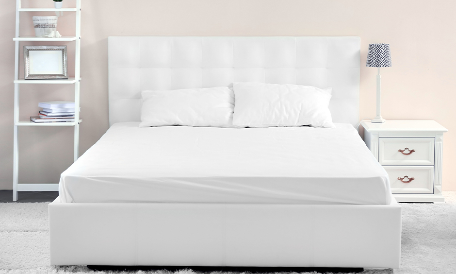 White colour queen size bed in minimalist design