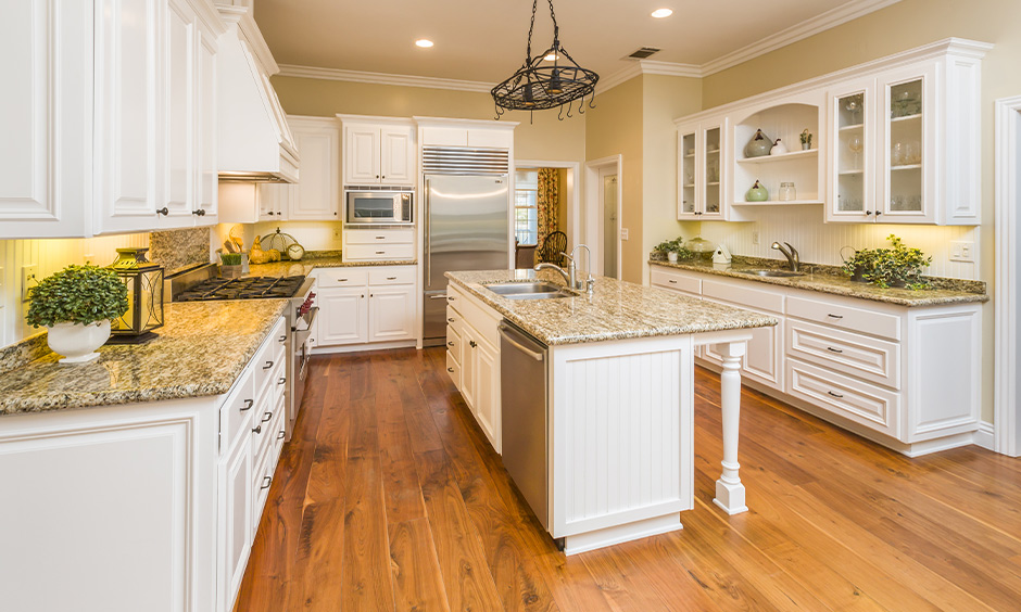 Island modern kitchen color schemes in cream and white vintage look and feel.