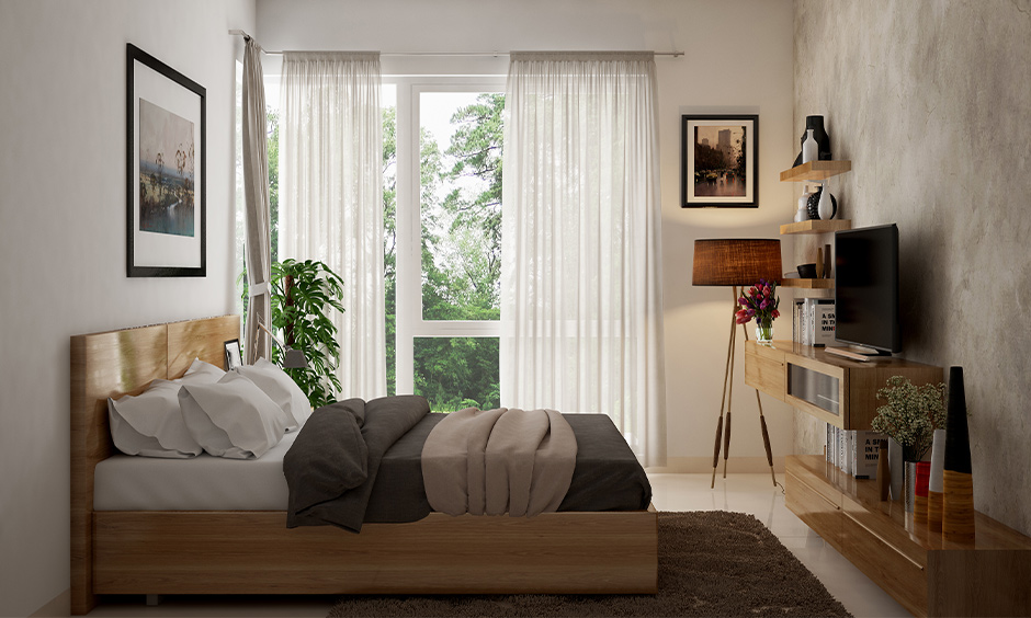 Bedroom Vastu for couple's indoor plants placed in the north direction brings positive energy.