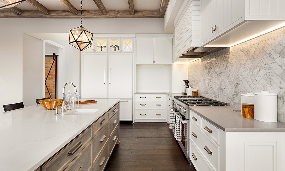 Backsplash modern kitchen tiles texture with marble effect in the white island kitchen