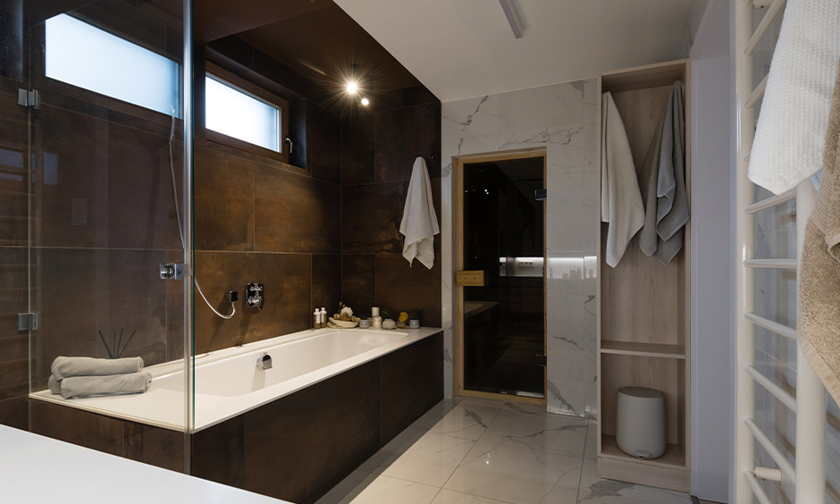 Brown and cream dual-colored big bathroom tile design idea for a small bathroom looks sleek.