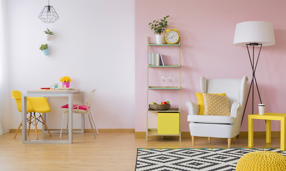 White and light pink color combination for wall with a hint of yellow elements brings a quirky vibe.