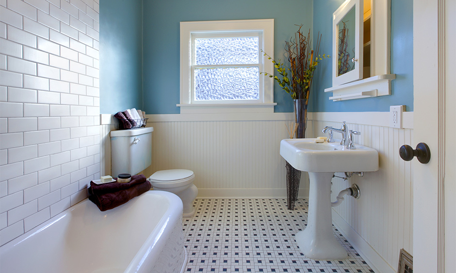 Modern subway tiles bathroom incorporated with subtle colours