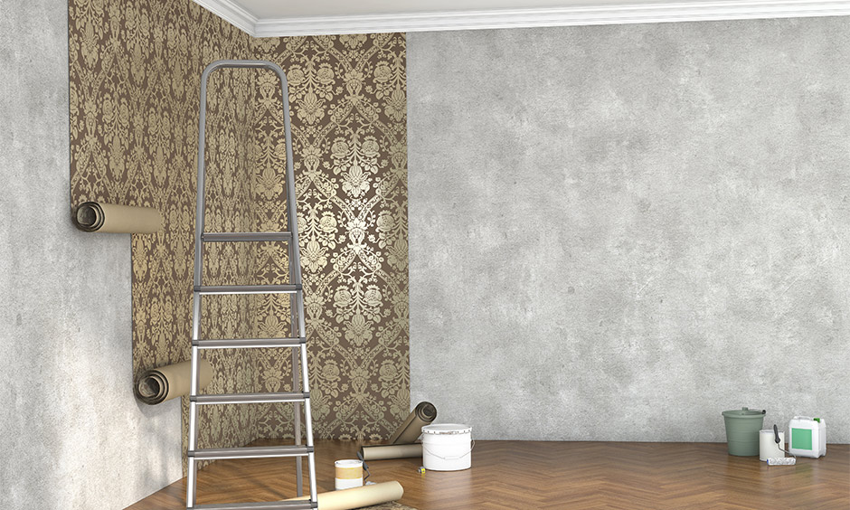 Cost of wallpaper vs paint by considering the renovation factor for more straightforward wall repairs