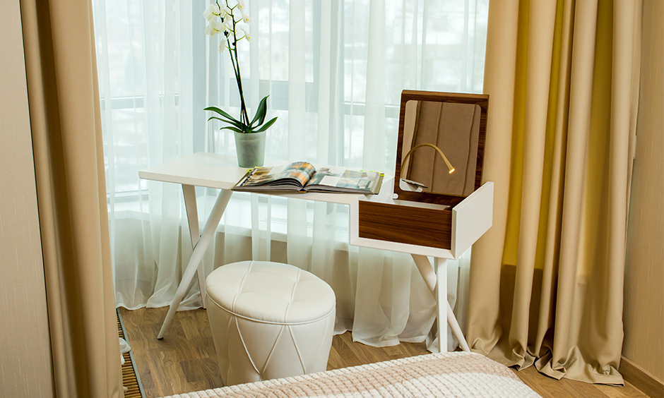 Dressing table for small bedroom