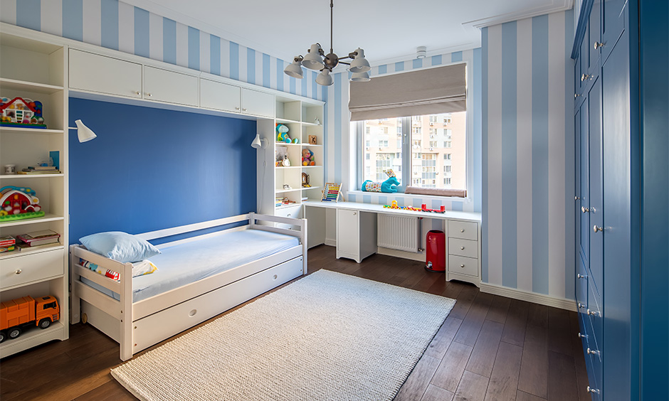 Space-saving kids bed that can be a convertible sofa bed adds a little bit of extra storage too.