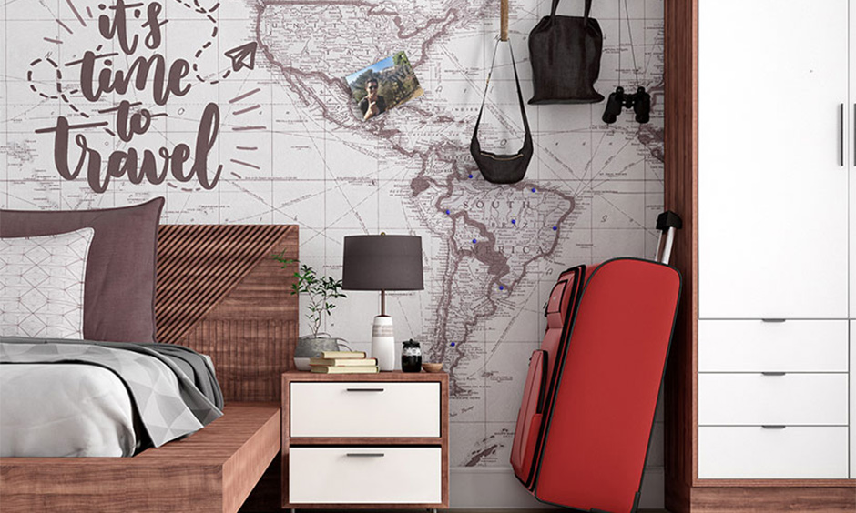 Travel themed decor for your bedroom that lend a chic look 