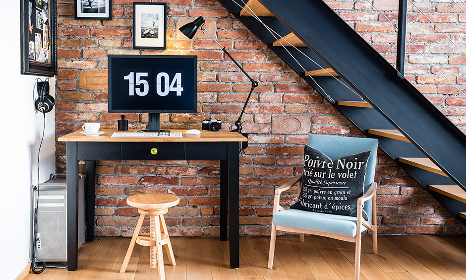 A cosy little workstation can be fitted into the smallest of corners for industrial home office design