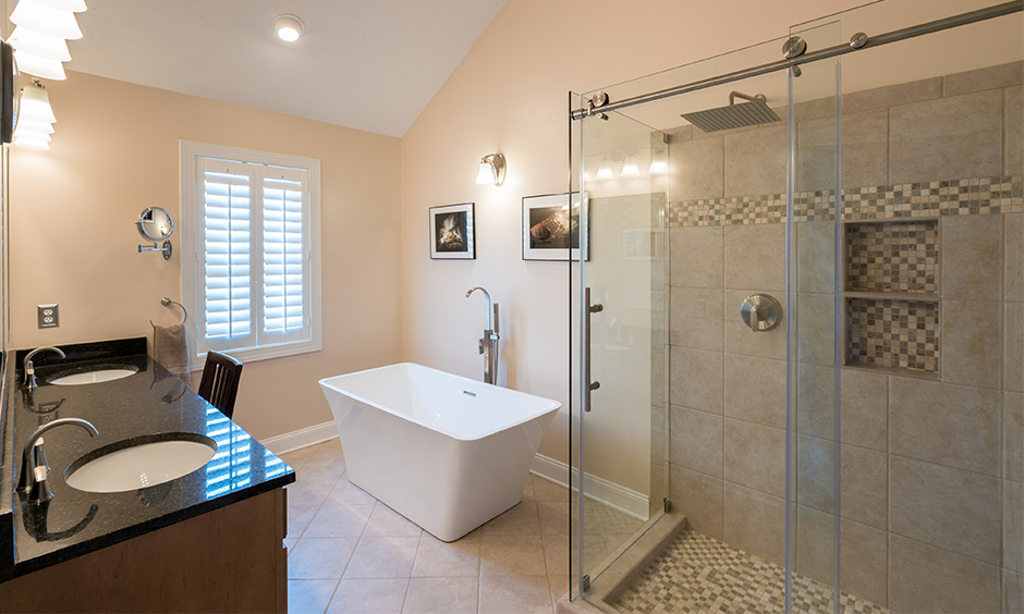 Bathroom glass partition with sliding door saves ample space for you to move around freely