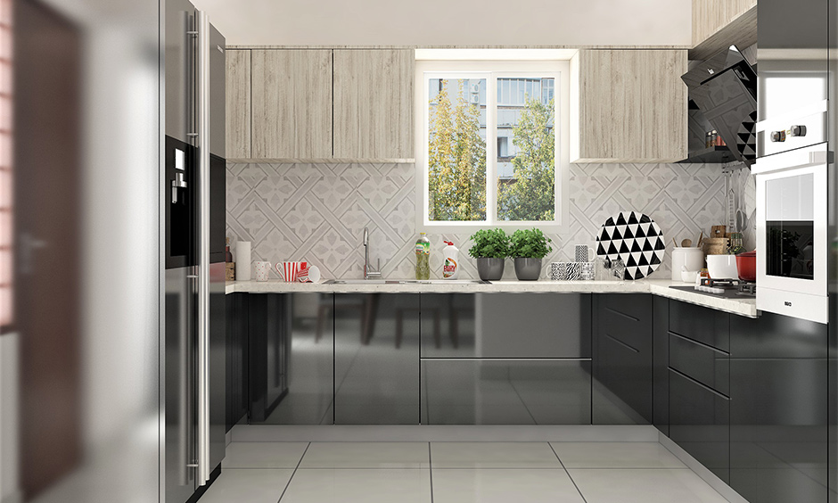 Low maintenance kitchen backsplashes are a mirror, quartz, marble, laminate, and back-painted glass